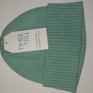 Women's Time And Tru Coordinate Beanies ONE SIZE Aqua Rainforest Knit Pull On